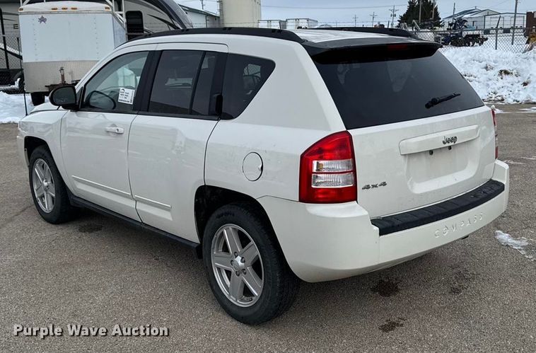 image for item EA2033 2010 Jeep Compass SUV