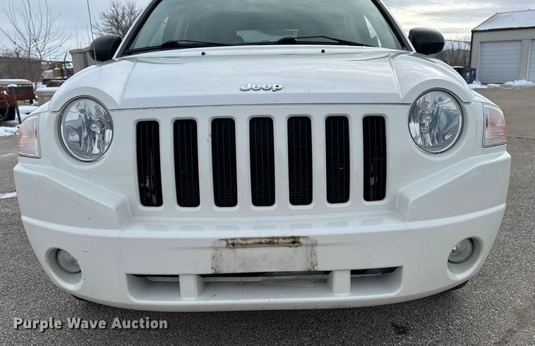 image for item EA2033 2010 Jeep Compass SUV