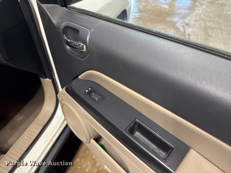 image for item EA2033 2010 Jeep Compass SUV