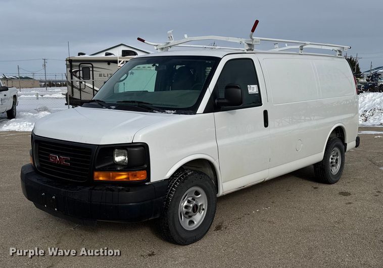 image for item EA2034 2013 GMC Savana G2500 van