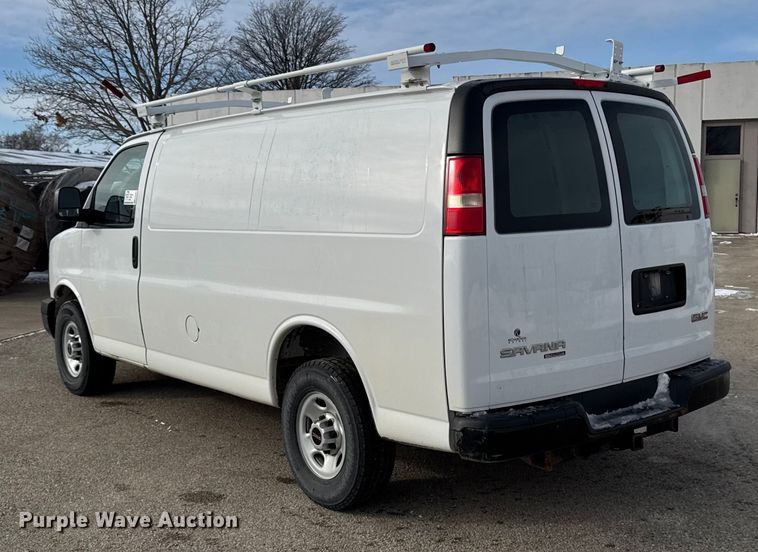 image for item EA2034 2013 GMC Savana G2500 van