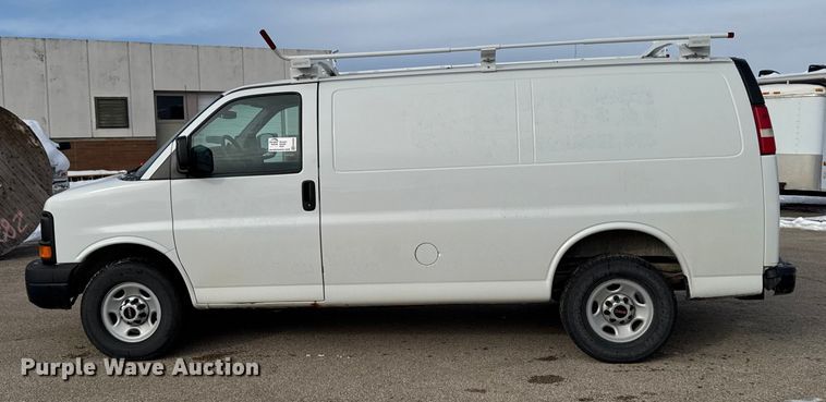 image for item EA2034 2013 GMC Savana G2500 van