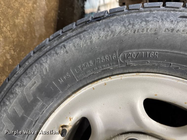 image for item EA2034 2013 GMC Savana G2500 van