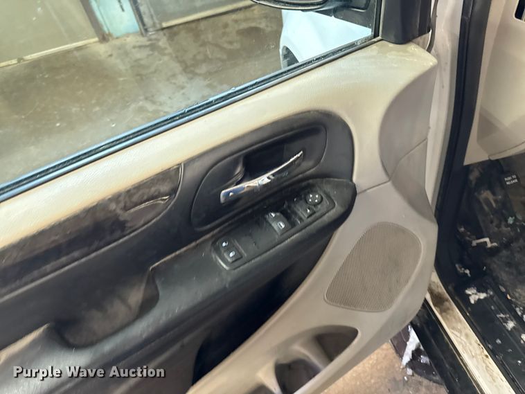 image for item EA2035 2014 RAM Cargo Van van