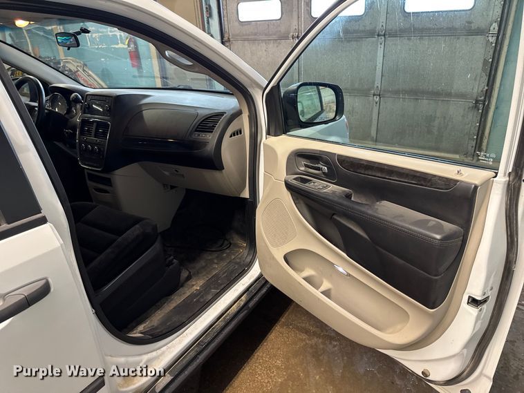 image for item EA2035 2014 RAM Cargo Van van