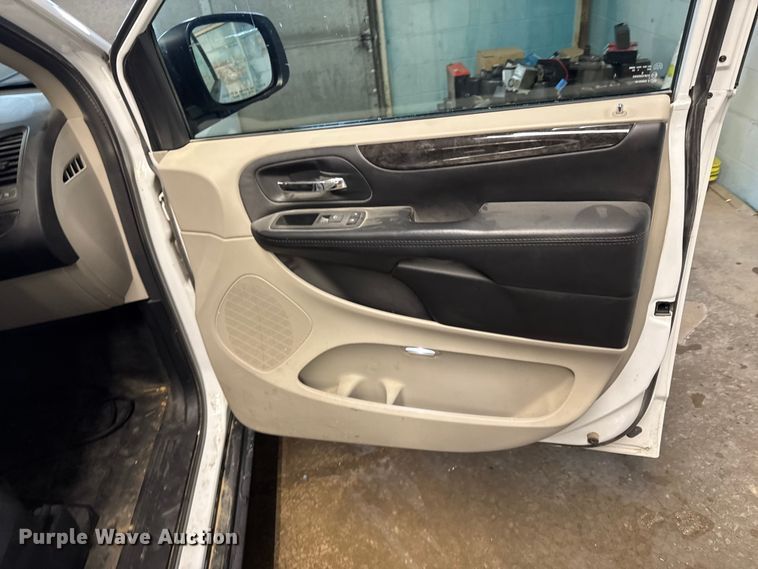 image for item EA2035 2014 RAM Cargo Van van