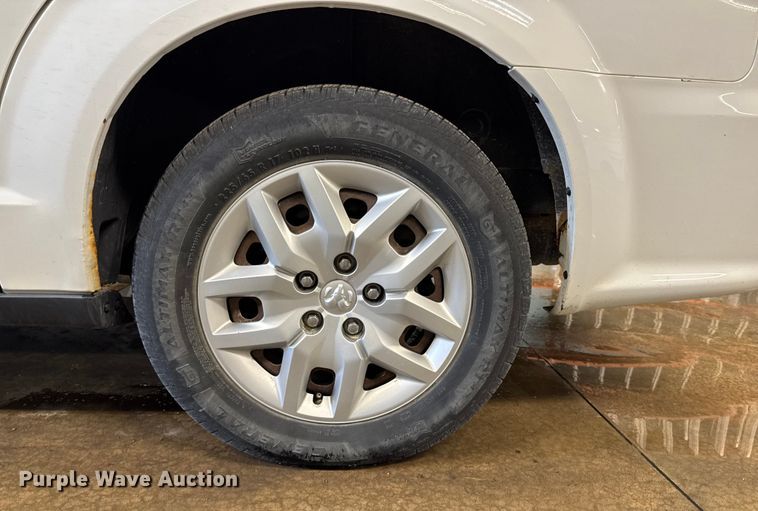 image for item EA2035 2014 RAM Cargo Van van