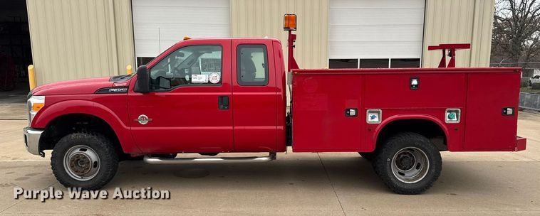 image for item EA2095 2015 Ford F350 Super Duty XL SuperCab utility bed pickup truck