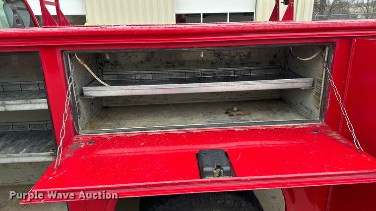 image for item EA2095 2015 Ford F350 Super Duty XL SuperCab utility bed pickup truck