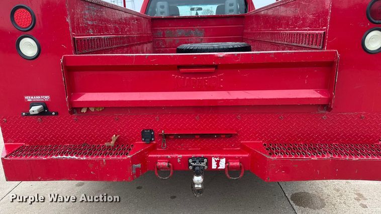 image for item EA2095 2015 Ford F350 Super Duty XL SuperCab utility bed pickup truck