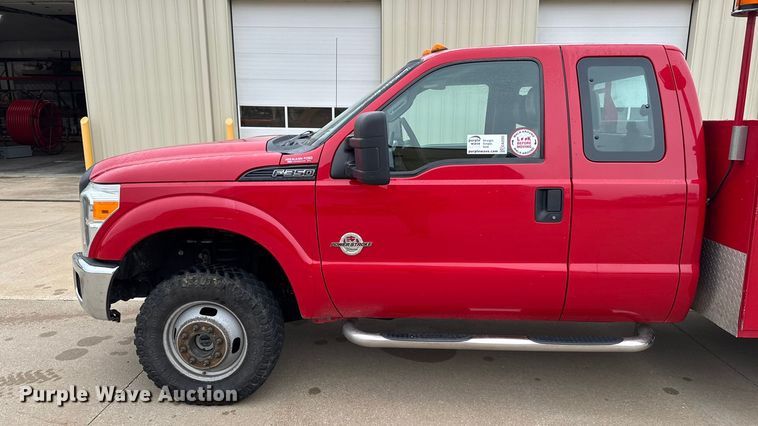 image for item EA2095 2015 Ford F350 Super Duty XL SuperCab utility bed pickup truck