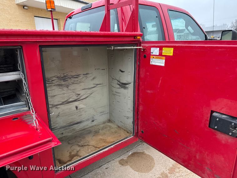 image for item EA2095 2015 Ford F350 Super Duty XL SuperCab utility bed pickup truck