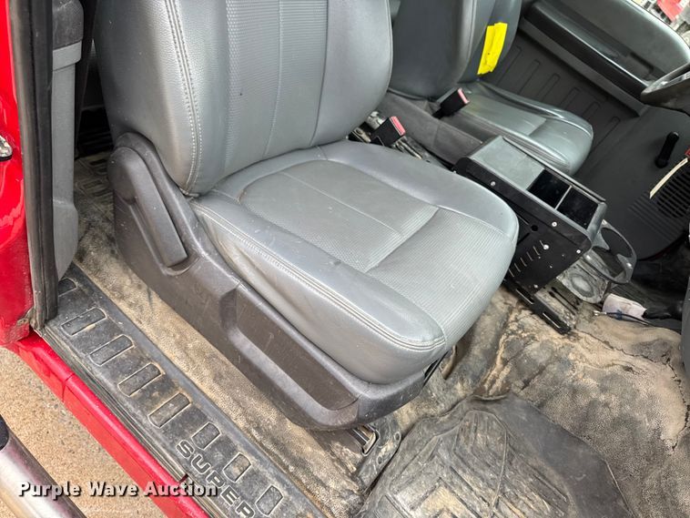 image for item EA2095 2015 Ford F350 Super Duty XL SuperCab utility bed pickup truck