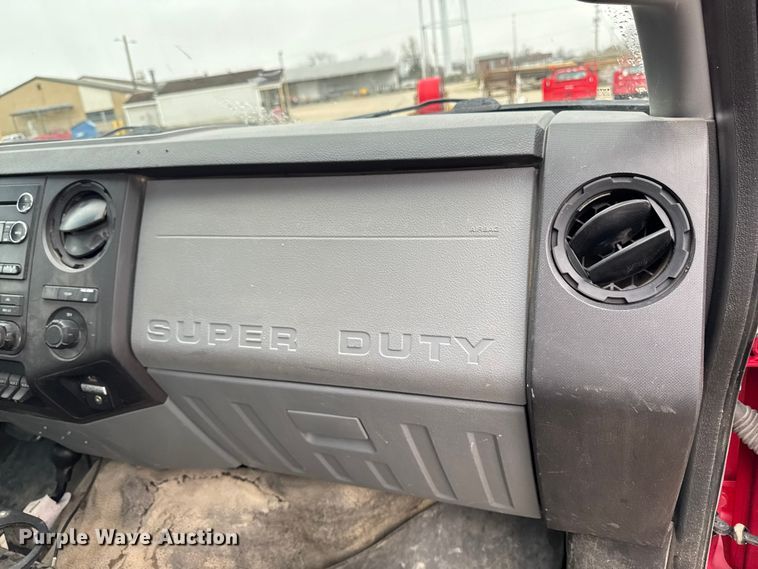 image for item EA2095 2015 Ford F350 Super Duty XL SuperCab utility bed pickup truck