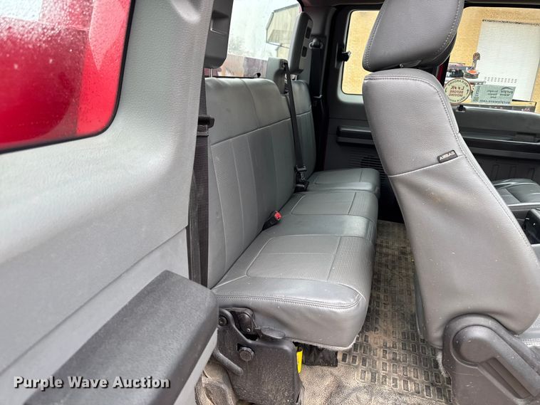 image for item EA2095 2015 Ford F350 Super Duty XL SuperCab utility bed pickup truck