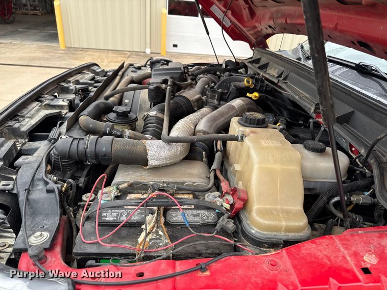 image for item EA2095 2015 Ford F350 Super Duty XL SuperCab utility bed pickup truck