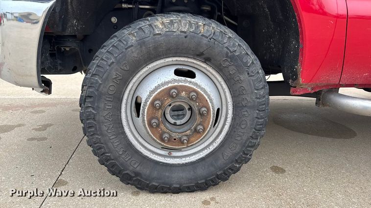 image for item EA2095 2015 Ford F350 Super Duty XL SuperCab utility bed pickup truck