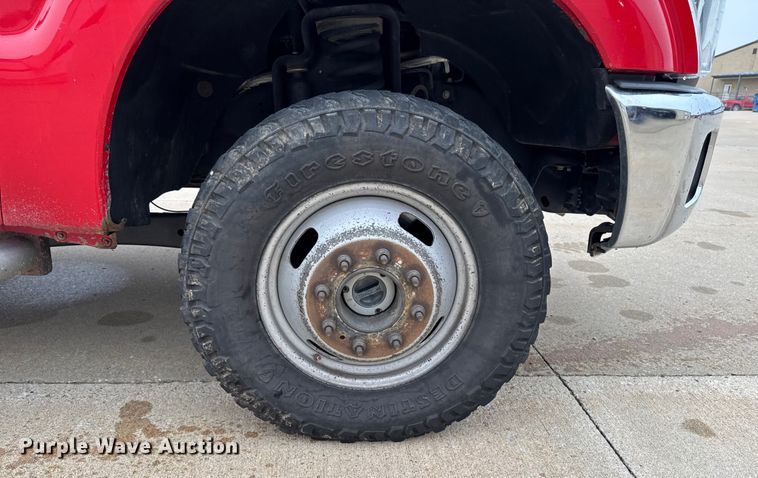 image for item EA2095 2015 Ford F350 Super Duty XL SuperCab utility bed pickup truck