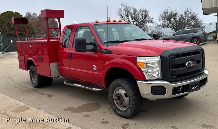 image for item EA2096 2015 Ford F350 Super Duty SuperCab utility bed pickup truck