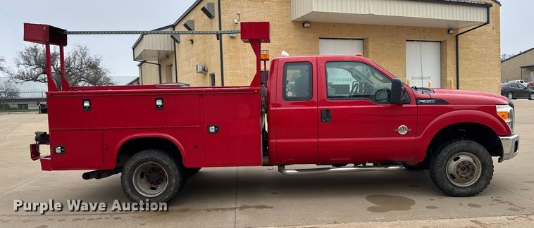 image for item EA2096 2015 Ford F350 Super Duty SuperCab utility bed pickup truck