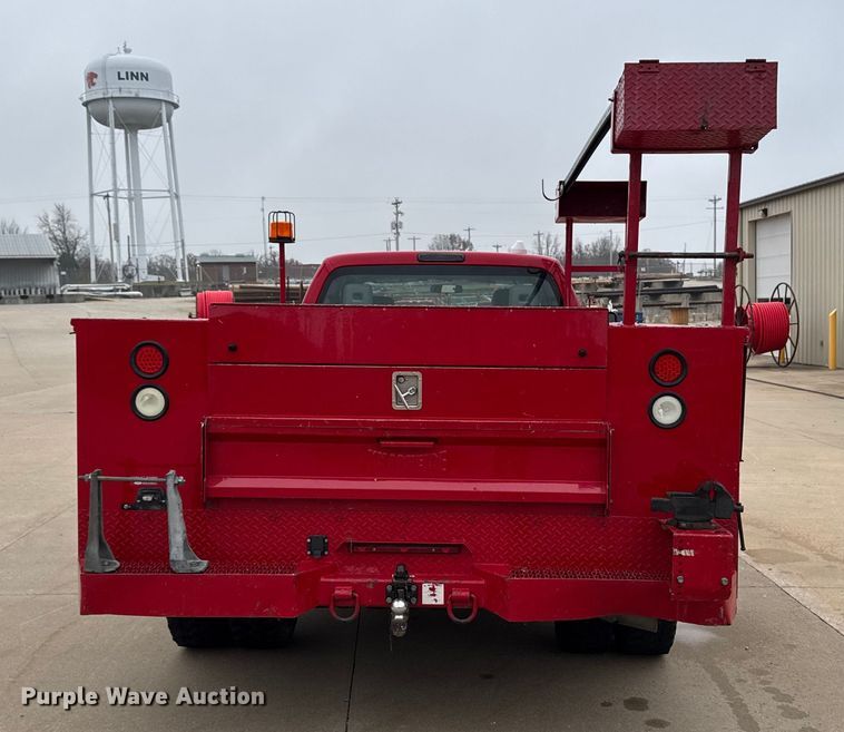 image for item EA2096 2015 Ford F350 Super Duty SuperCab utility bed pickup truck