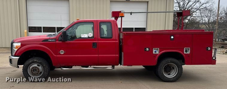 image for item EA2096 2015 Ford F350 Super Duty SuperCab utility bed pickup truck