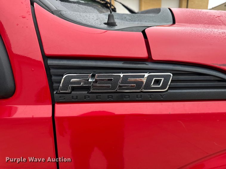 image for item EA2096 2015 Ford F350 Super Duty SuperCab utility bed pickup truck