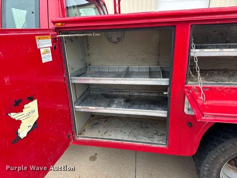 image for item EA2096 2015 Ford F350 Super Duty SuperCab utility bed pickup truck