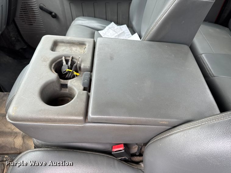 image for item EA2096 2015 Ford F350 Super Duty SuperCab utility bed pickup truck