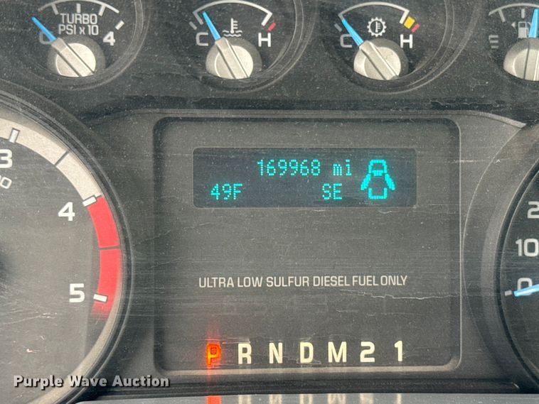 image for item EA2096 2015 Ford F350 Super Duty SuperCab utility bed pickup truck