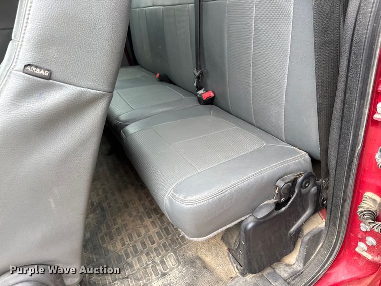 image for item EA2096 2015 Ford F350 Super Duty SuperCab utility bed pickup truck