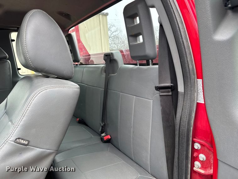 image for item EA2096 2015 Ford F350 Super Duty SuperCab utility bed pickup truck