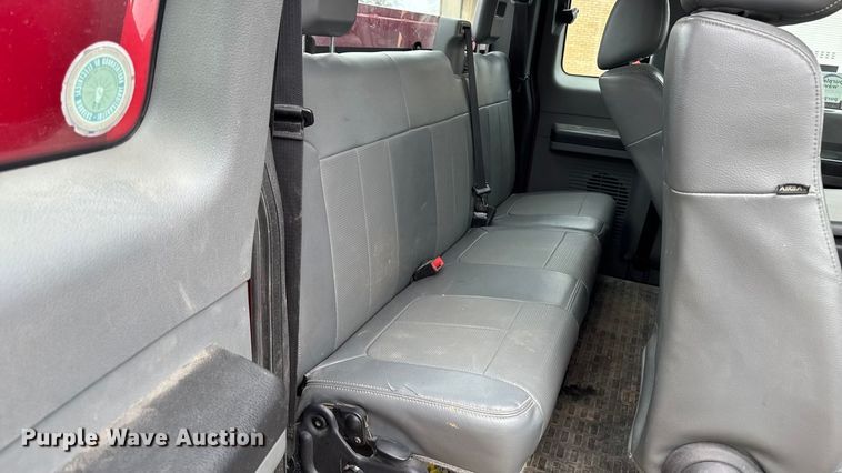 image for item EA2096 2015 Ford F350 Super Duty SuperCab utility bed pickup truck