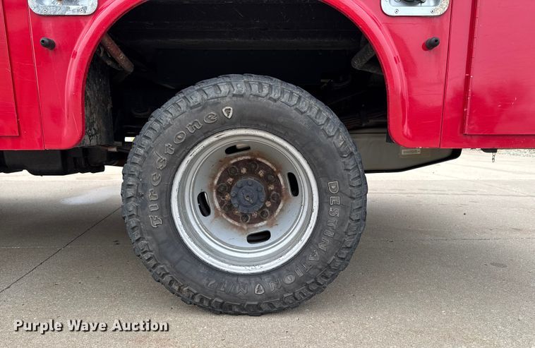 image for item EA2096 2015 Ford F350 Super Duty SuperCab utility bed pickup truck