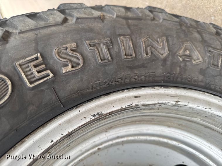 image for item EA2096 2015 Ford F350 Super Duty SuperCab utility bed pickup truck