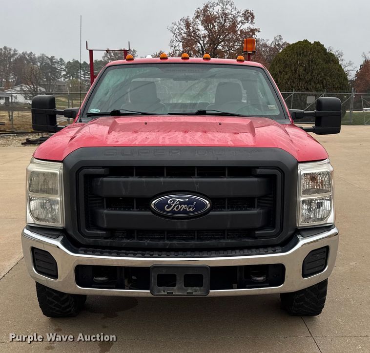 image for item EA2097 2013 Ford F350 Super Duty XL SuperCab utility bed pickup truck