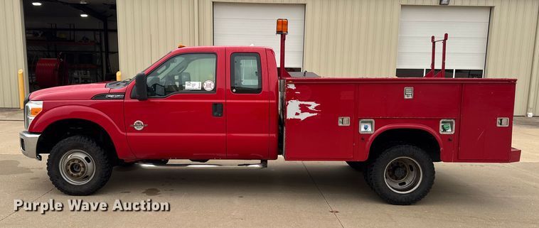 image for item EA2097 2013 Ford F350 Super Duty XL SuperCab utility bed pickup truck