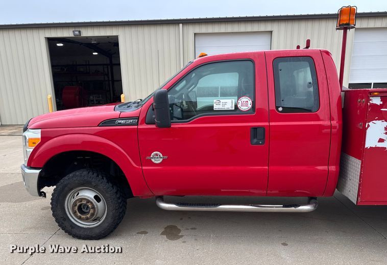 image for item EA2097 2013 Ford F350 Super Duty XL SuperCab utility bed pickup truck