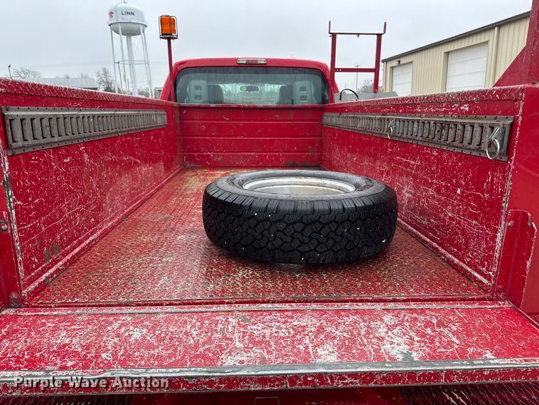 image for item EA2097 2013 Ford F350 Super Duty XL SuperCab utility bed pickup truck