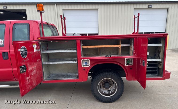 image for item EA2097 2013 Ford F350 Super Duty XL SuperCab utility bed pickup truck