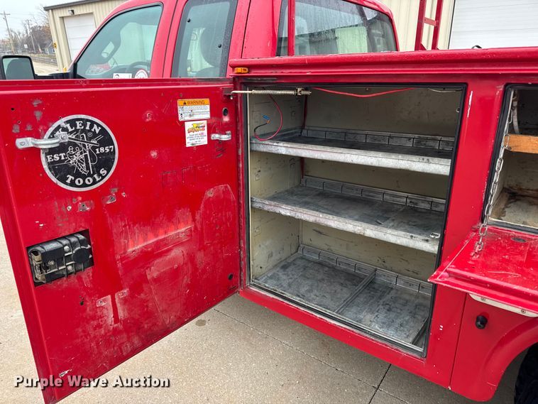 image for item EA2097 2013 Ford F350 Super Duty XL SuperCab utility bed pickup truck