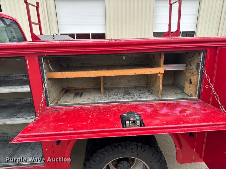 image for item EA2097 2013 Ford F350 Super Duty XL SuperCab utility bed pickup truck