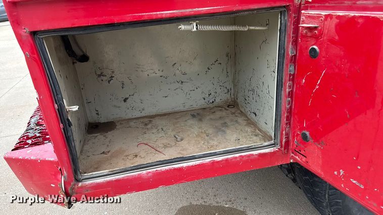 image for item EA2097 2013 Ford F350 Super Duty XL SuperCab utility bed pickup truck