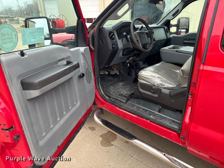 image for item EA2097 2013 Ford F350 Super Duty XL SuperCab utility bed pickup truck