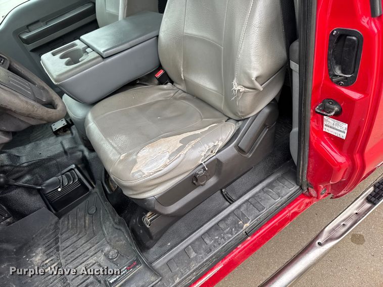 image for item EA2097 2013 Ford F350 Super Duty XL SuperCab utility bed pickup truck