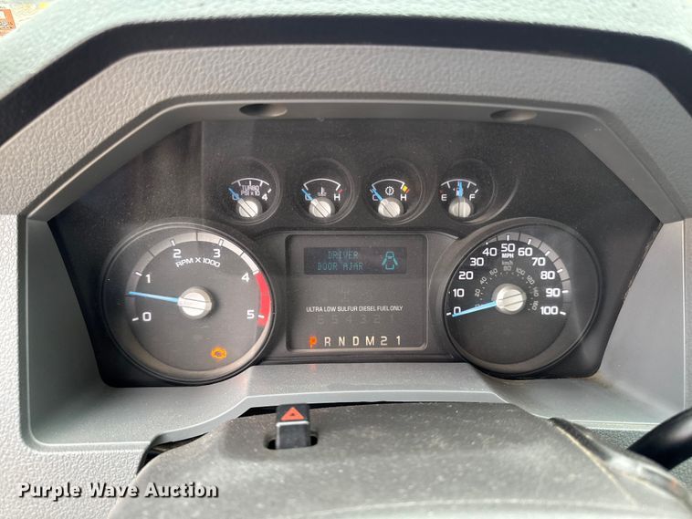 image for item EA2097 2013 Ford F350 Super Duty XL SuperCab utility bed pickup truck