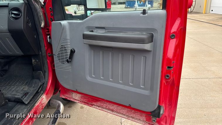 image for item EA2097 2013 Ford F350 Super Duty XL SuperCab utility bed pickup truck