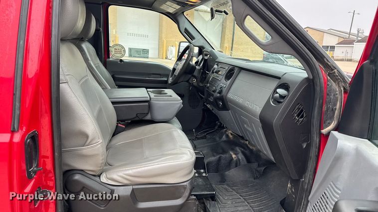 image for item EA2097 2013 Ford F350 Super Duty XL SuperCab utility bed pickup truck