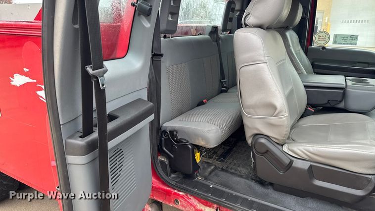 image for item EA2097 2013 Ford F350 Super Duty XL SuperCab utility bed pickup truck