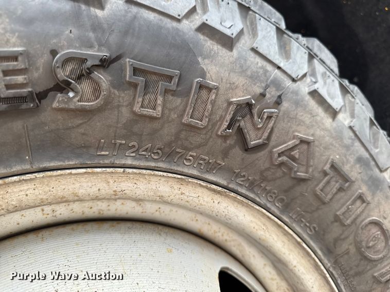 image for item EA2097 2013 Ford F350 Super Duty XL SuperCab utility bed pickup truck